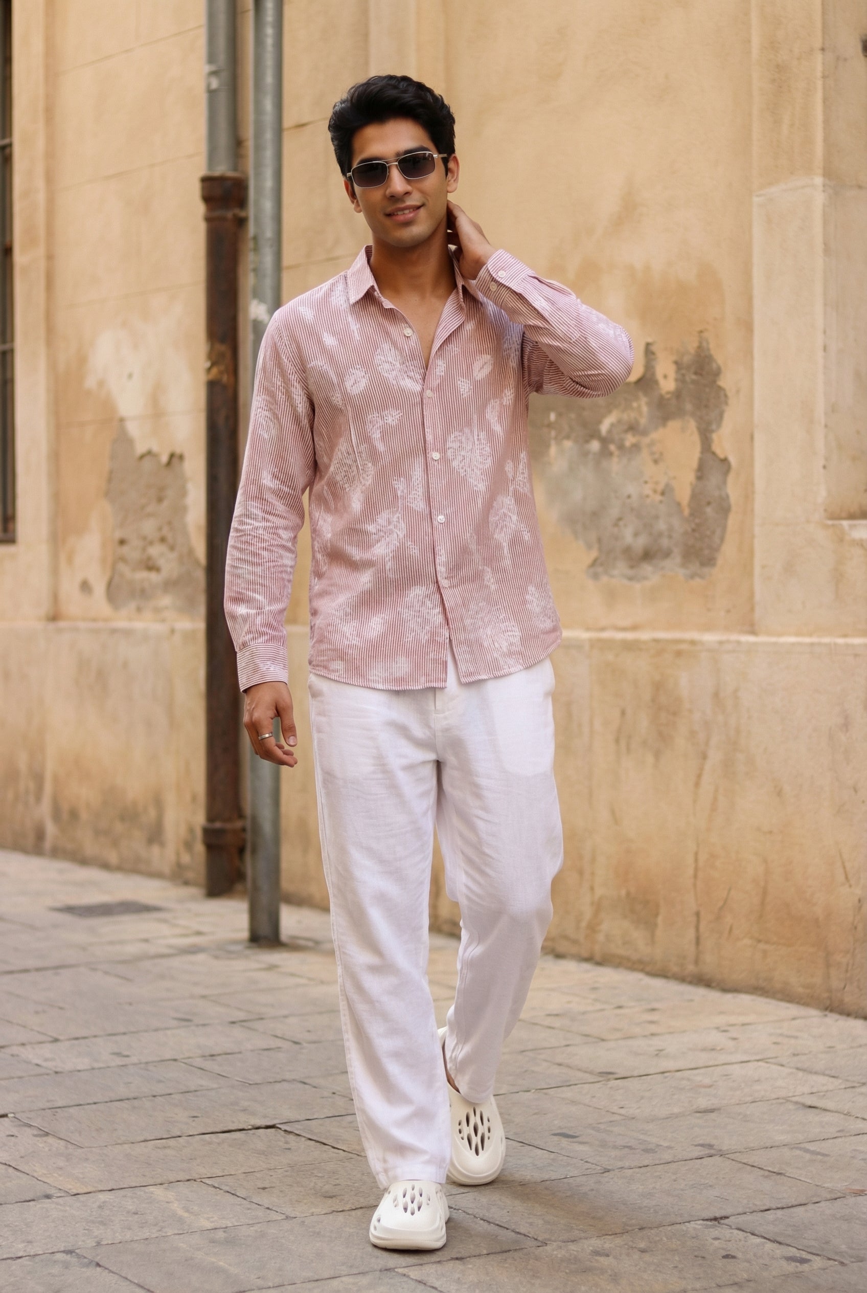 Men's Rust Floral Print Spread Collar Regular Fit Pure Cotton Shirt