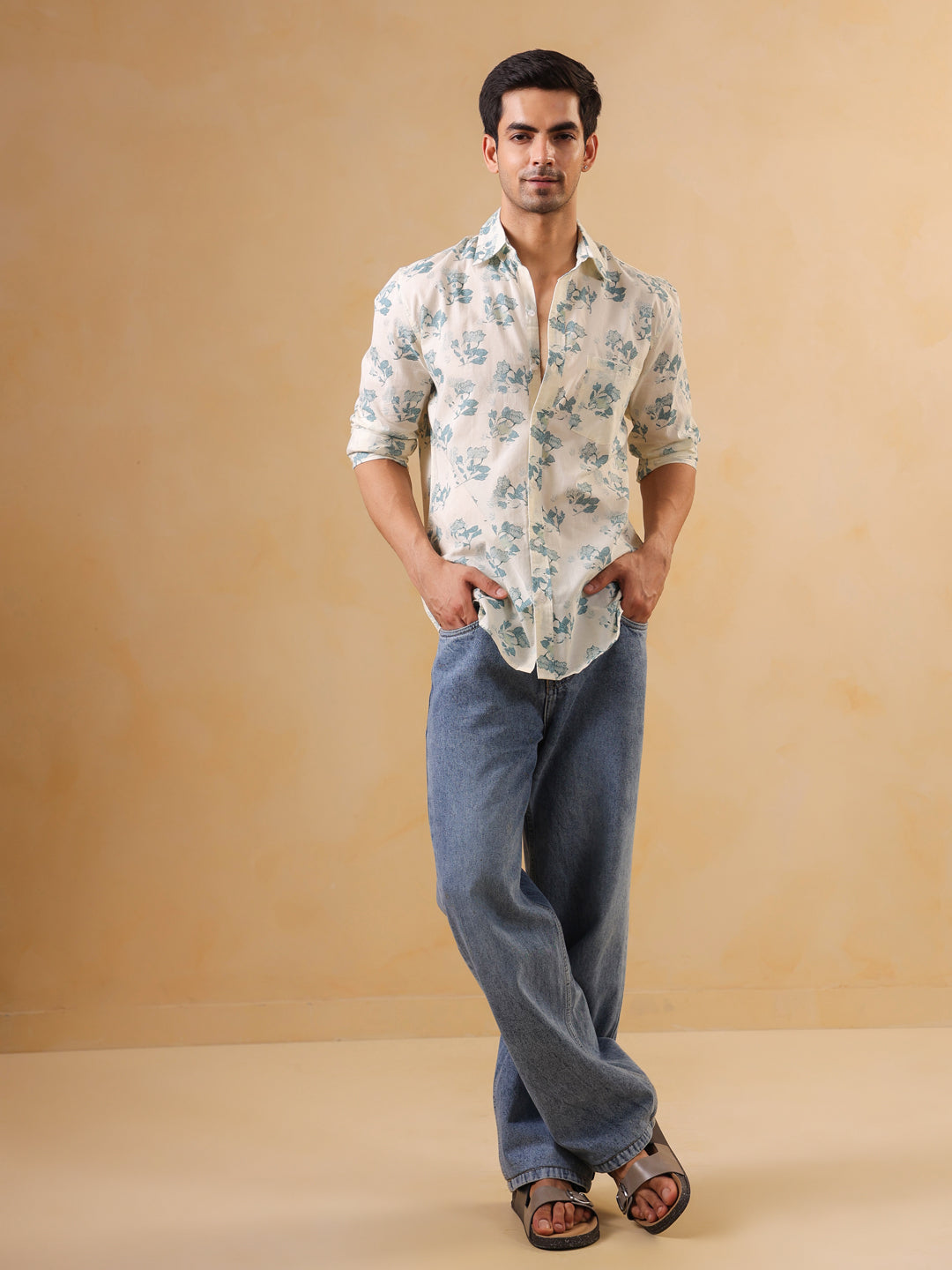 Men's White & Blue Botanical Print Full Sleeve Shirt