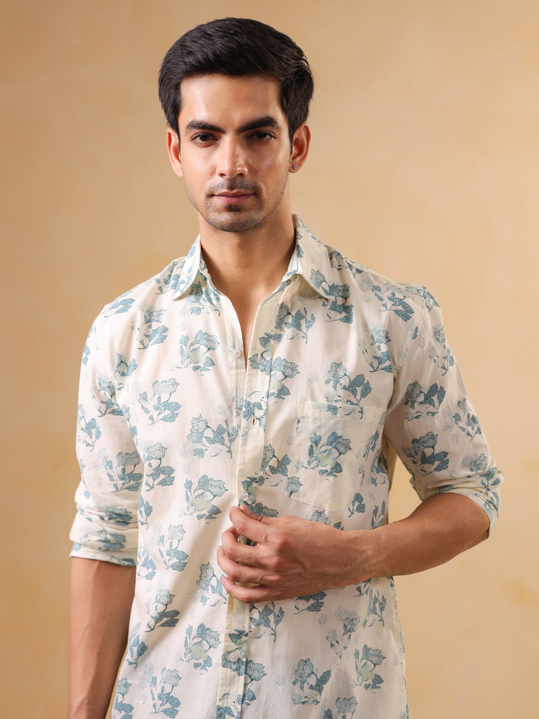 Men's White & Blue Botanical Print Full Sleeve Shirt