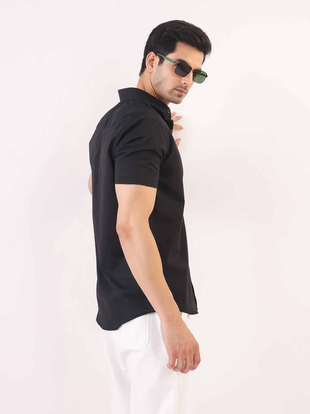 Men's Solid Black Short Sleeve Casual Shirt