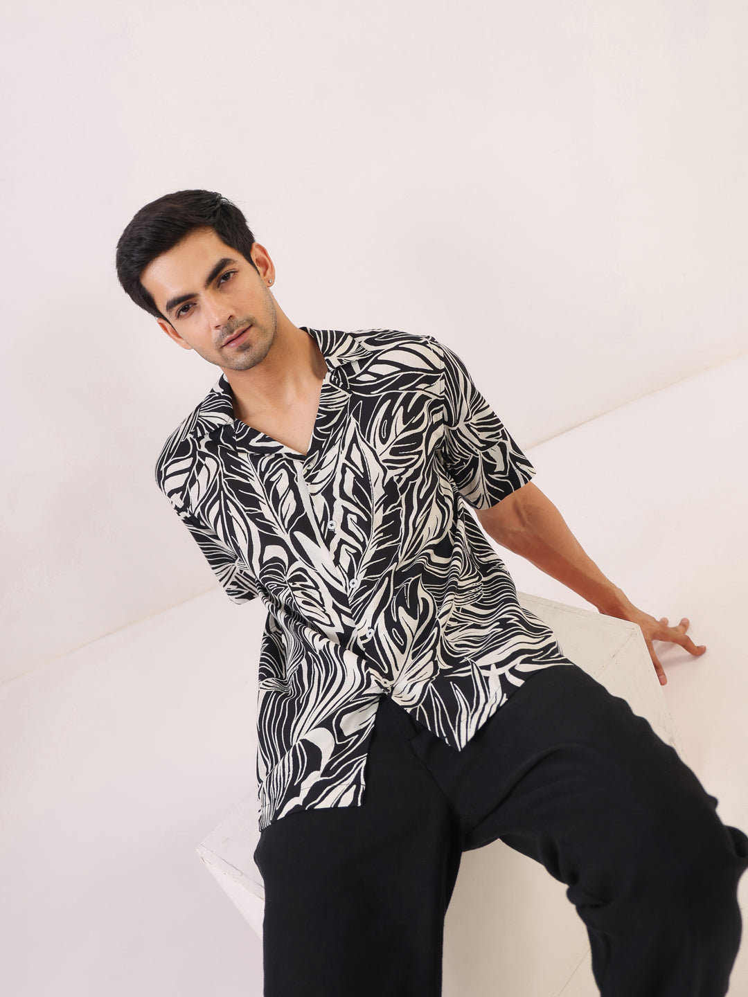 Tropical Noir Leaf Shirt