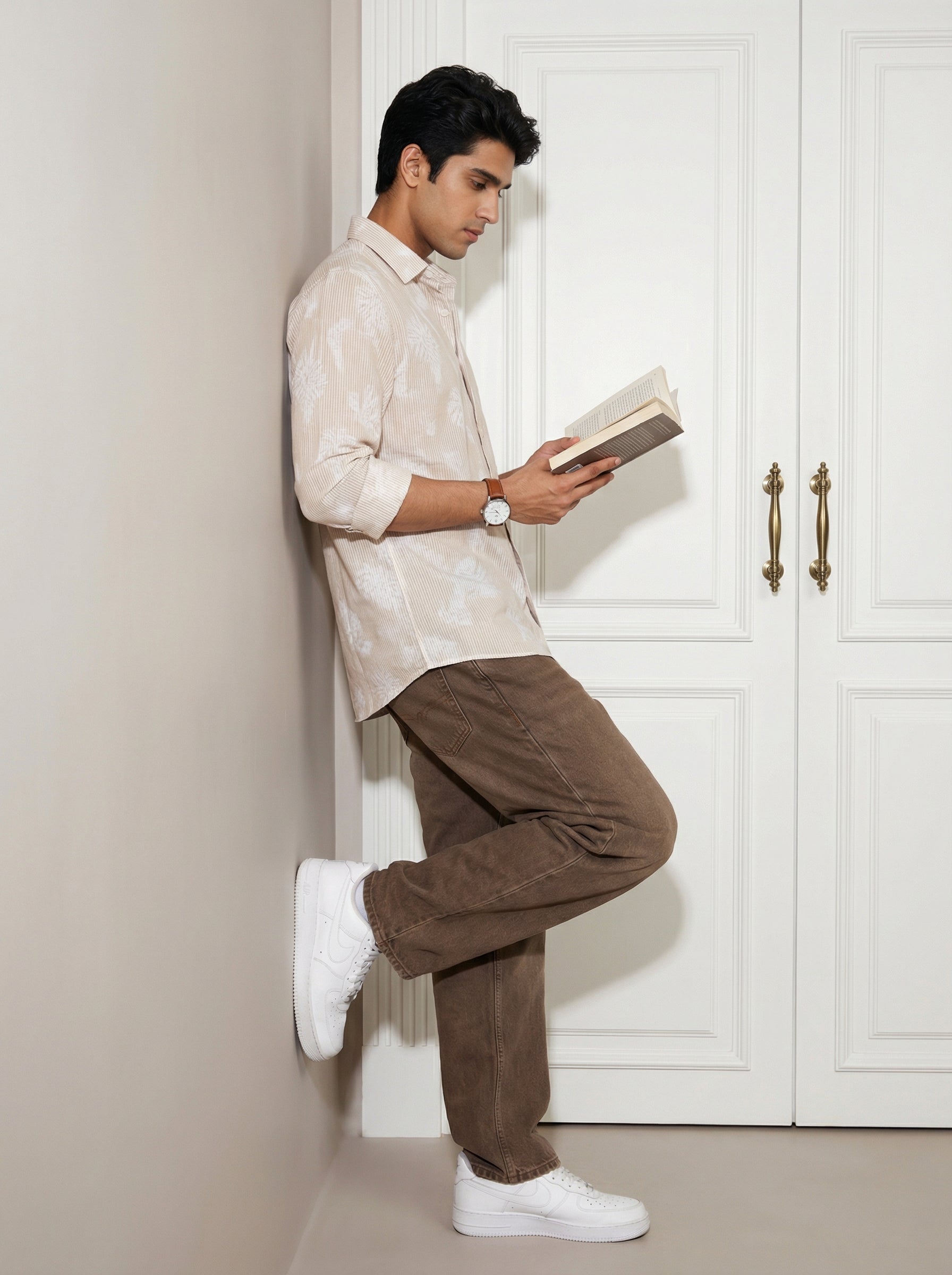 Men's Brown Spread Collar Floral Print Pure Cotton Shirt