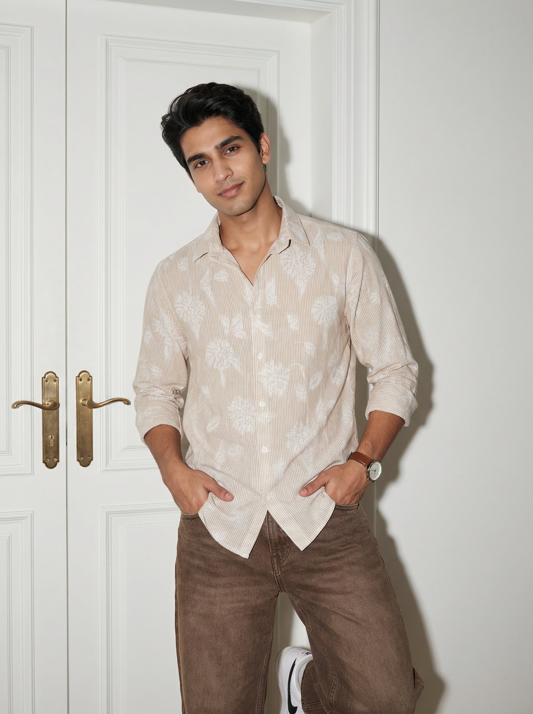 Men's Brown Spread Collar Floral Print Pure Cotton Shirt