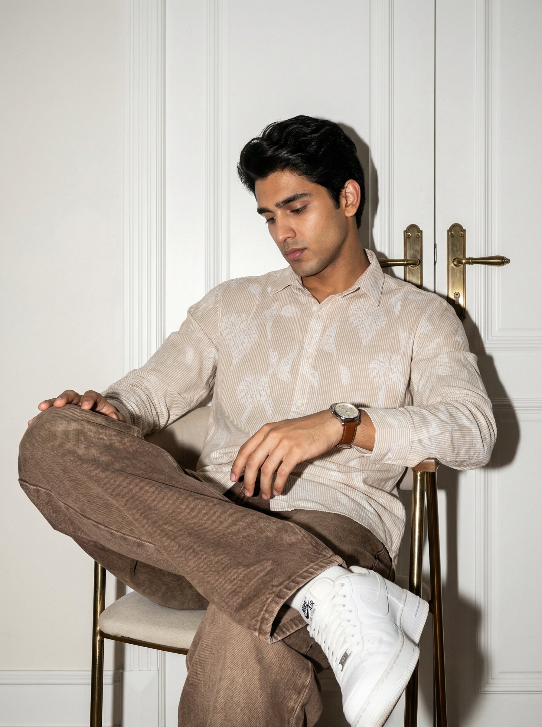 Men's Brown Spread Collar Floral Print Pure Cotton Shirt